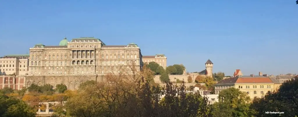 Buda Castle in October