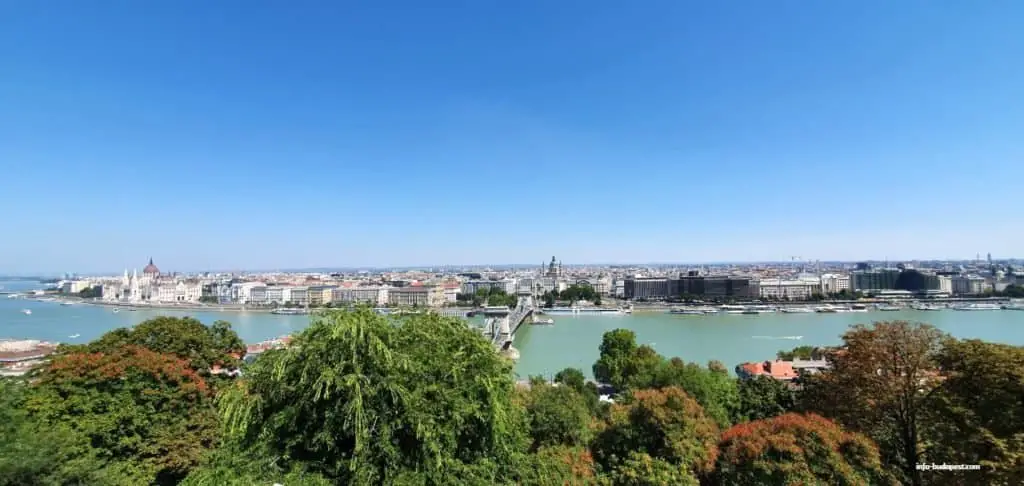 Chain bridge, Budapest, Danube River