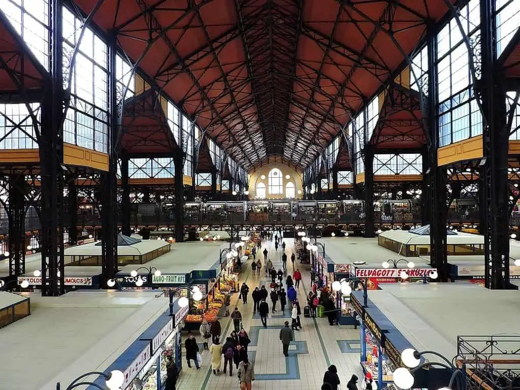 The Great Market Hall, buffets, lángos