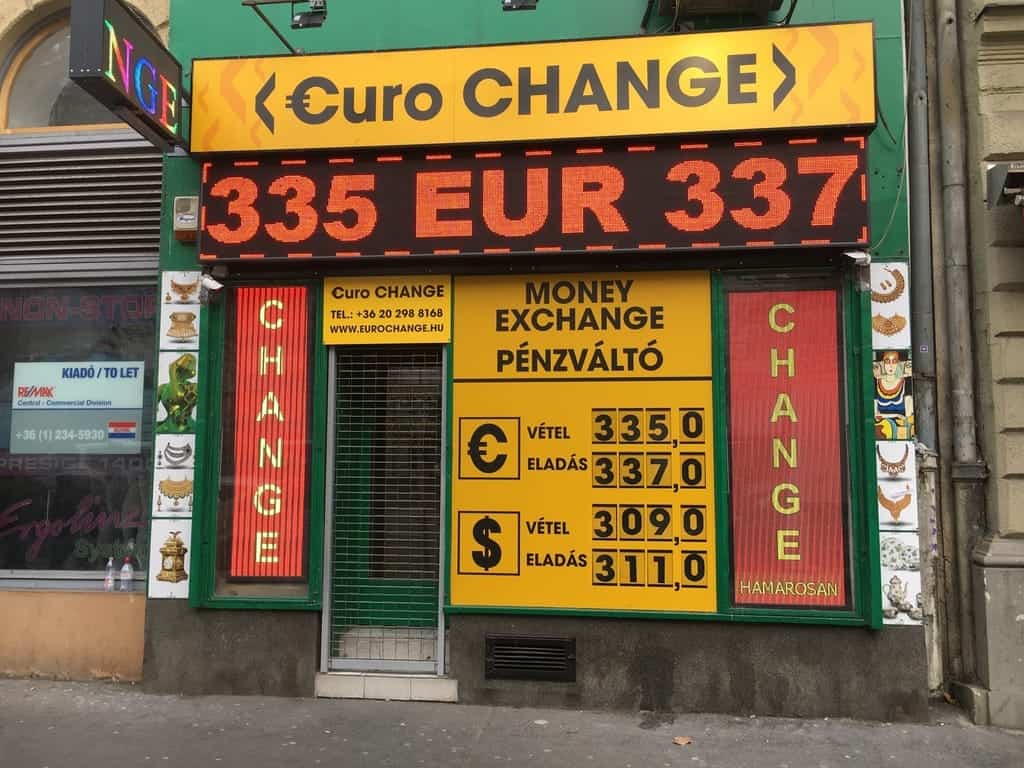 Euro Change - The best exchange office  near Western Railway Station.