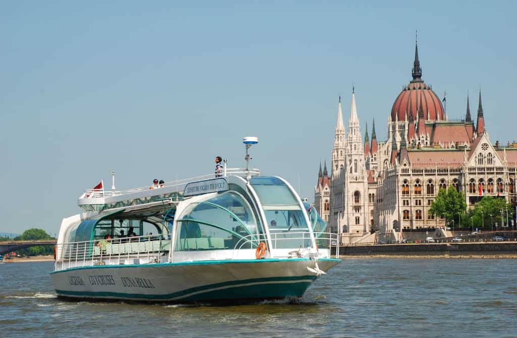Danube Legend-Cruising on the Danube